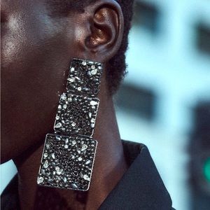Zara limited edition Jewel mesh earrings you cannot miss